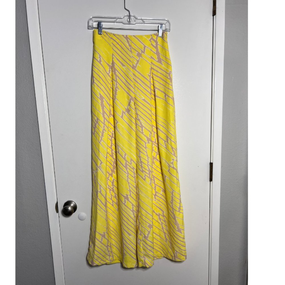 Forever 21 Contemporary Flare Leg High Rise Pants Lightweight Womens Size Small - Picture 1 of 6